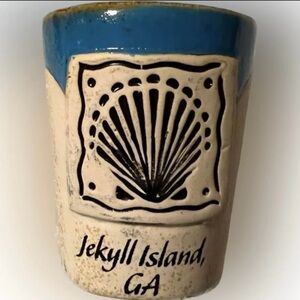 🍄Jekyll Island Blue Cream Collector Shot Glass Stoneware Souvenirs Shell Beach